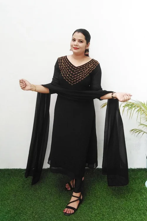 Low Price Elegant Partywear